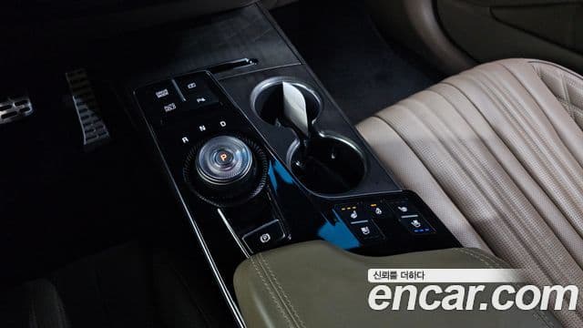 Kia K8 Signature, 2022 9