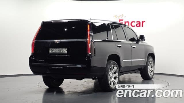 Cadillac Escalade 4세대, 2018 2