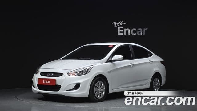 Hyundai Accent(новый кузов / новое поколение) дизель 1.6 VGT Smart, 2017 1