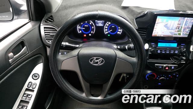 Hyundai Accent(новый кузов / новое поколение) дизель 1.6 VGT Smart, 2017 13