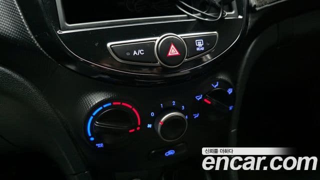 Hyundai Accent(новый кузов / новое поколение) дизель 1.6 VGT Smart, 2017 17