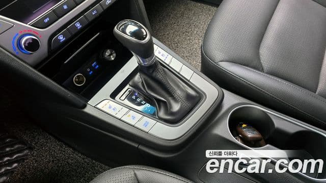 Hyundai Avante AD Special, 2017 9