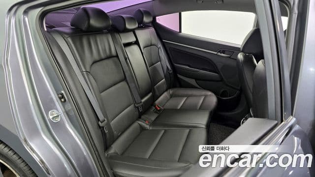 Hyundai Avante AD Special, 2017 12