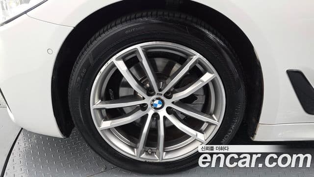 BMW 5시리즈 (G30) 520d M Sport Plus, 2017 все фото