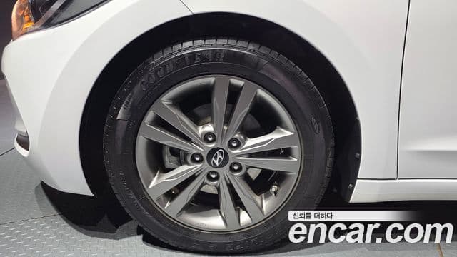 Hyundai Avante AD Modern, 2016 все фото