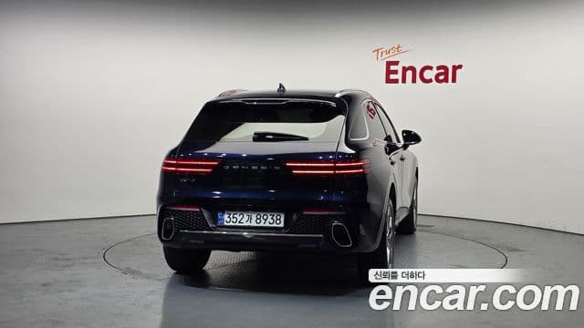 Genesis GV70, 2024 4