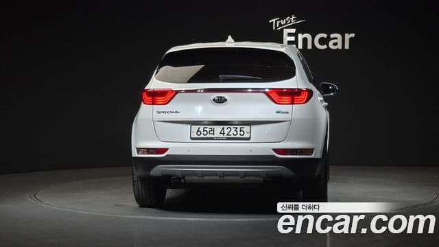 Kia Sportage 4세대 дизель 1.7 2WD Trendy, 2018 4