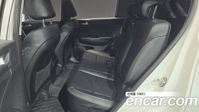 Kia Sportage 4세대 дизель 1.7 2WD Trendy, 2018 12