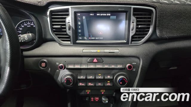 Kia Sportage 4세대 дизель 1.7 2WD Trendy, 2018 14