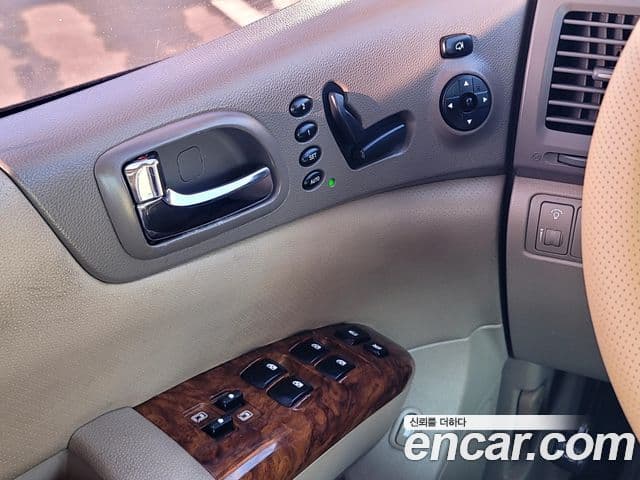 Kia Carnival R Premium, 2013 17