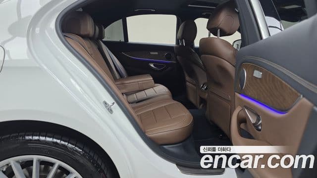 Mercedes-Benz E-класс W213 Exclusive, 2023 12