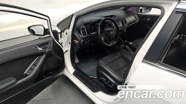 Kia K3 Noblesse, 2013 12