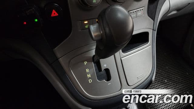 Hyundai Grand Starex кемпер, 2011 9