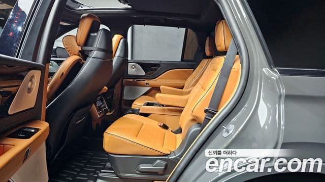 Lincoln Aviator 2세대 3.0 Black Label AWD, 2023 12