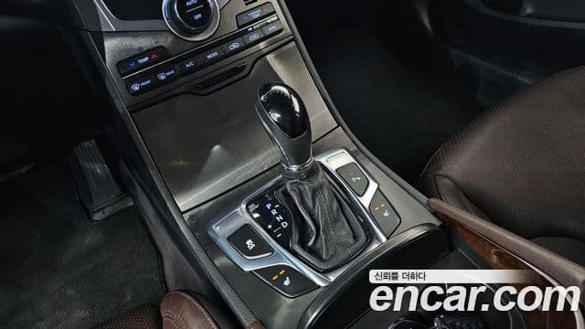 Hyundai Grandeur HG Modern, 2015 9