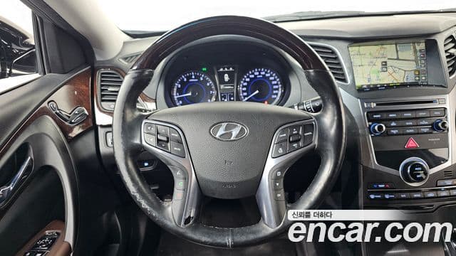 Hyundai Grandeur HG Modern, 2015 13
