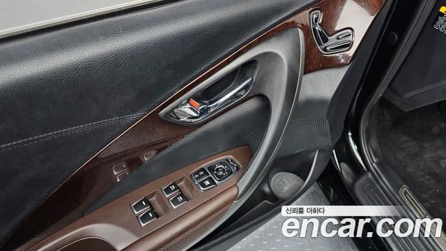 Hyundai Grandeur HG Modern, 2015 16