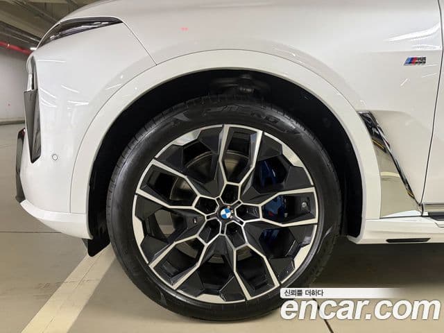 BMW X7 (G07) xDrive 40d M Sport 6인승, 2026 20