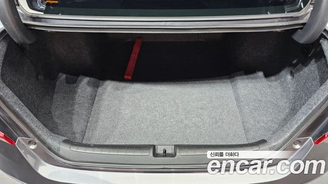 Honda Accord 10세대 2.0 гибрид Туринг (Touring), 2022 20