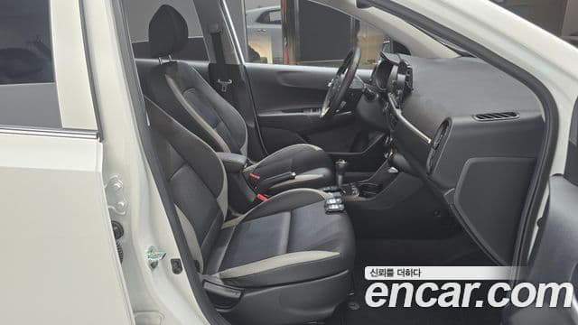 Kia Morning Urban (JA) Prestige, 2023 10