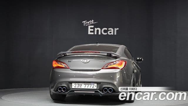 Hyundai The / новый New Genesis купе 200 турбо S, 2012 4