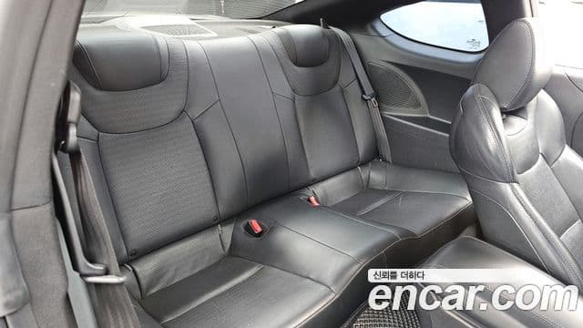 Hyundai The / новый New Genesis купе 200 турбо S, 2012 12