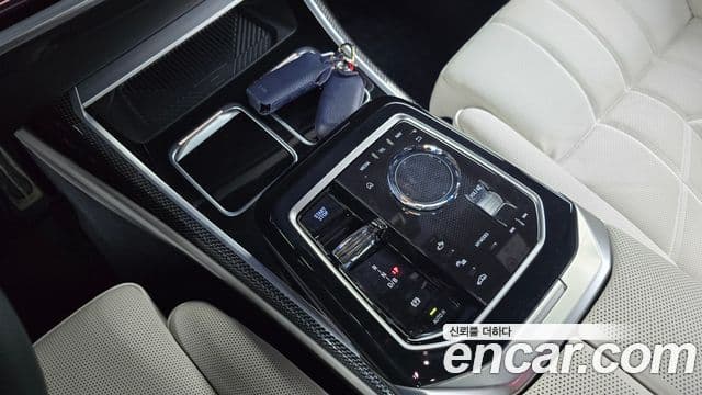 BMW i7 (G70) M70 xDrive M performance, 2025 9