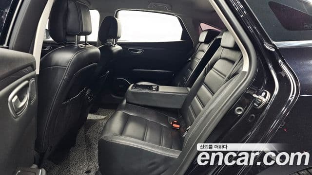 Renault Korea(Samsung) SM6 2.0 LPe LE (для людей с инвалидностью), 2017 12