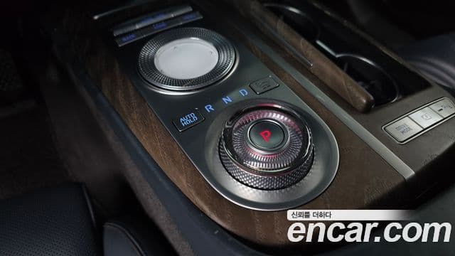 Genesis G80 (RG3) бензин 2.5 турбо AWD, 2021 9