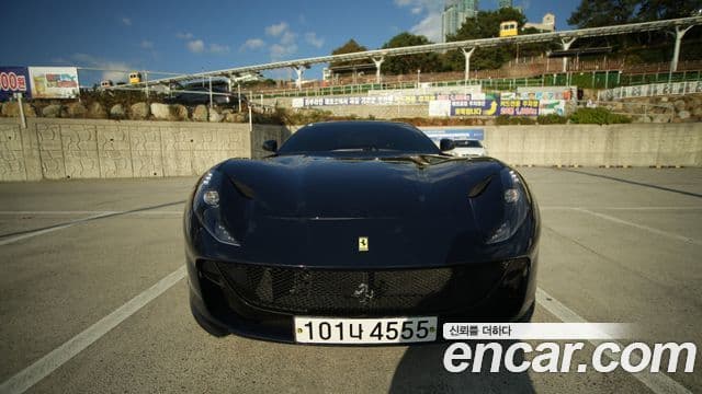 Ferrari 812 슈퍼패스트, 2018 3