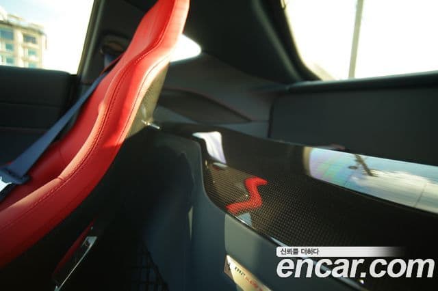 Ferrari 812 슈퍼패스트, 2018 17