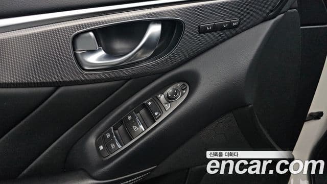 Infiniti Q50 Premium, 2016 17