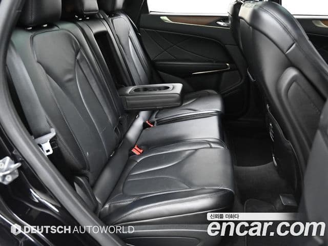 Lincoln MKC, 2019 12