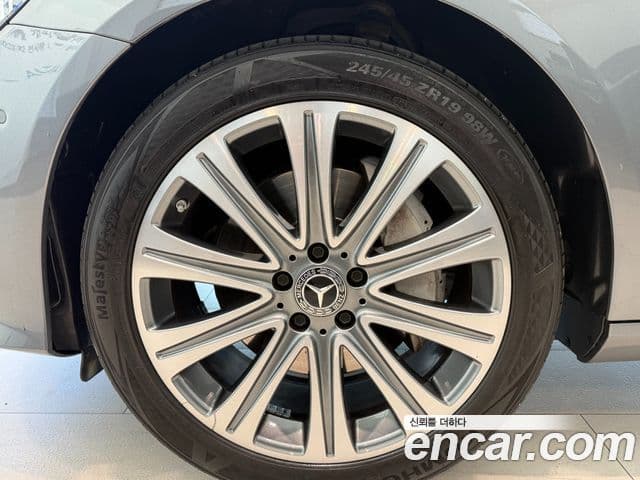 Mercedes-Benz E-класс W213 Exclusive, 2023 все фото