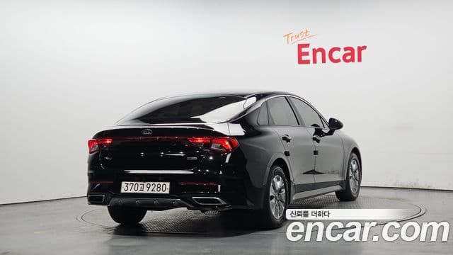 Kia K5 гибрид 3세대 Trendy, 2021 2