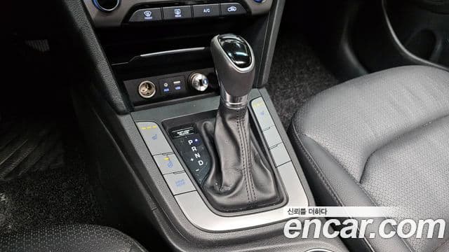 Hyundai Avante AD Special, 2016 9