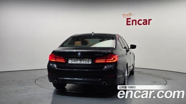 BMW 5시리즈 (G30) 520d Luxury Special Edition, 2018 4