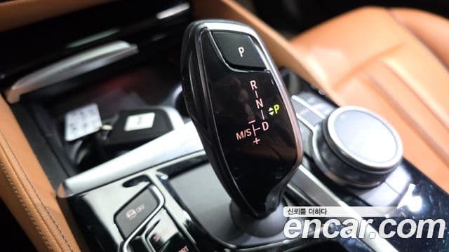 BMW 5시리즈 (G30) 520d Luxury Special Edition, 2018 9