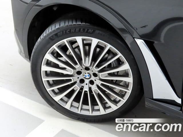 BMW X7 (G07) xDrive 40i Design Pure Excellence 6인승, 2025 19