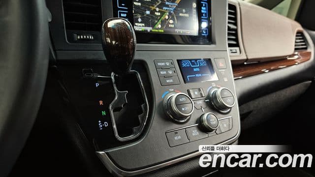 Toyota Sienna, 2015 9