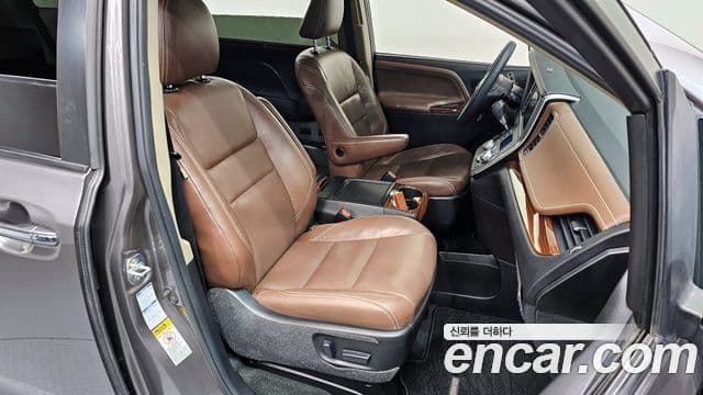Toyota Sienna, 2015 10