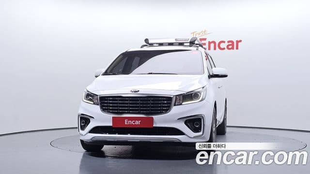 Kia The / новый New Carnival Luxury, 2019 3