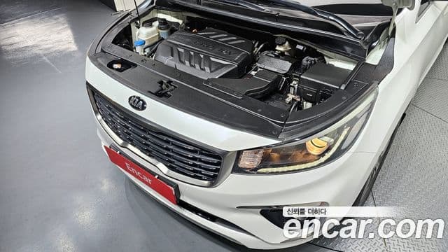 Kia The / новый New Carnival Luxury, 2019 6