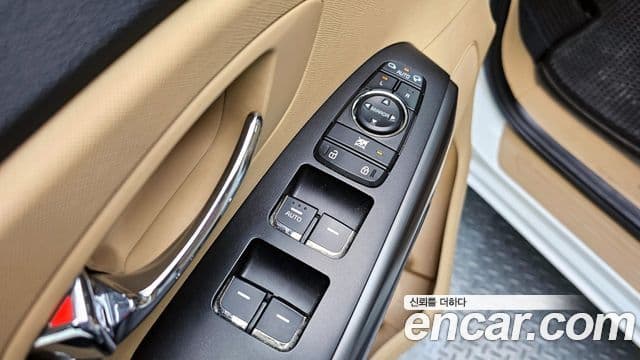 Kia The / новый New Carnival Luxury, 2019 16