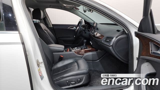 Audi New A6 C7, 2013 11