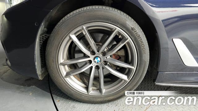 BMW 5시리즈 (G30) 520d xDrive M Sport, 2018 все фото