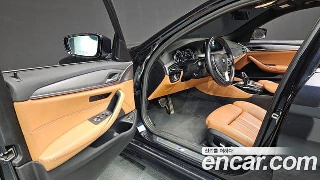 BMW 5시리즈 (G30) 520d xDrive M Sport, 2018 10