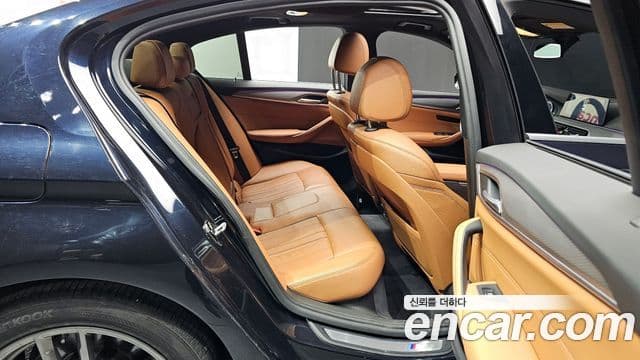 BMW 5시리즈 (G30) 520d xDrive M Sport, 2018 12