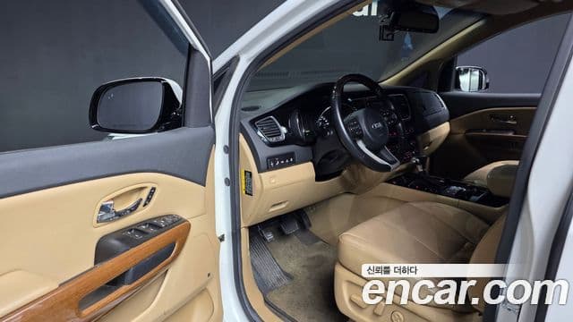 Kia All New Carnival President, 2018 10