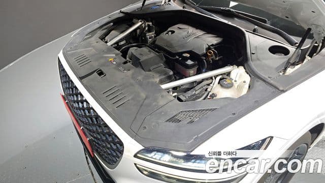 Genesis GV70, 2021 6